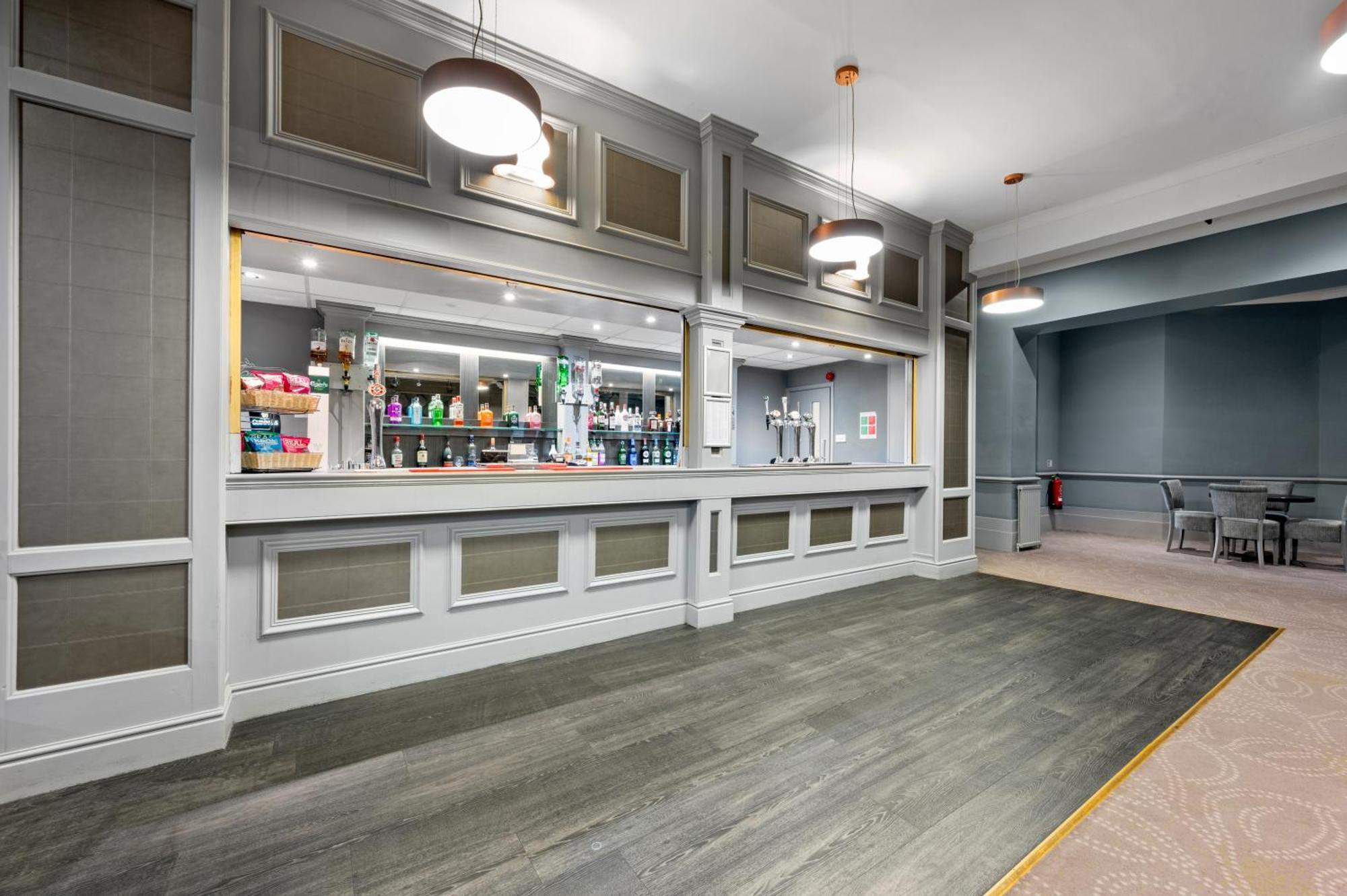 Royal Whitby Otel Dış mekan fotoğraf