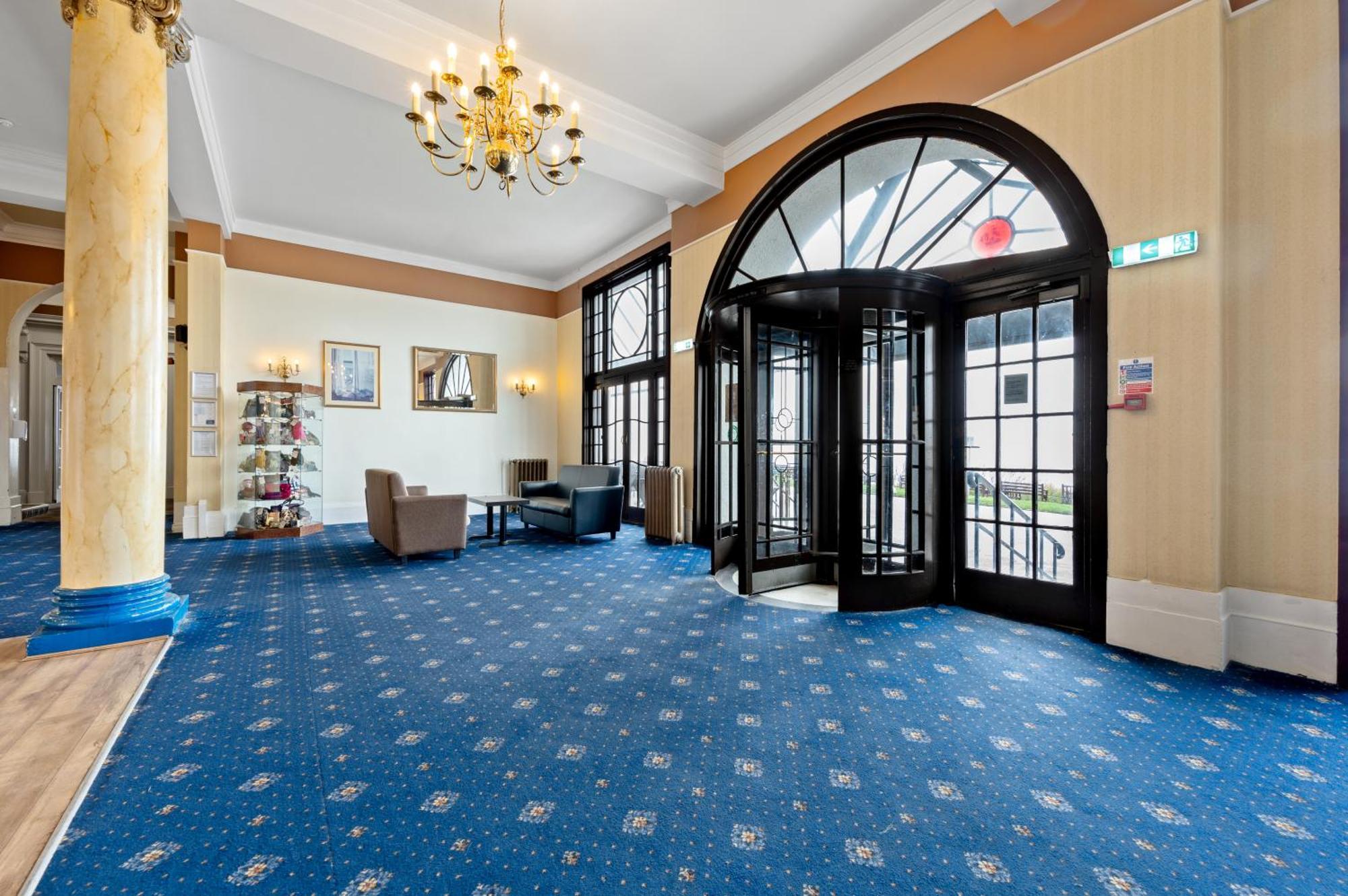Royal Whitby Otel Dış mekan fotoğraf