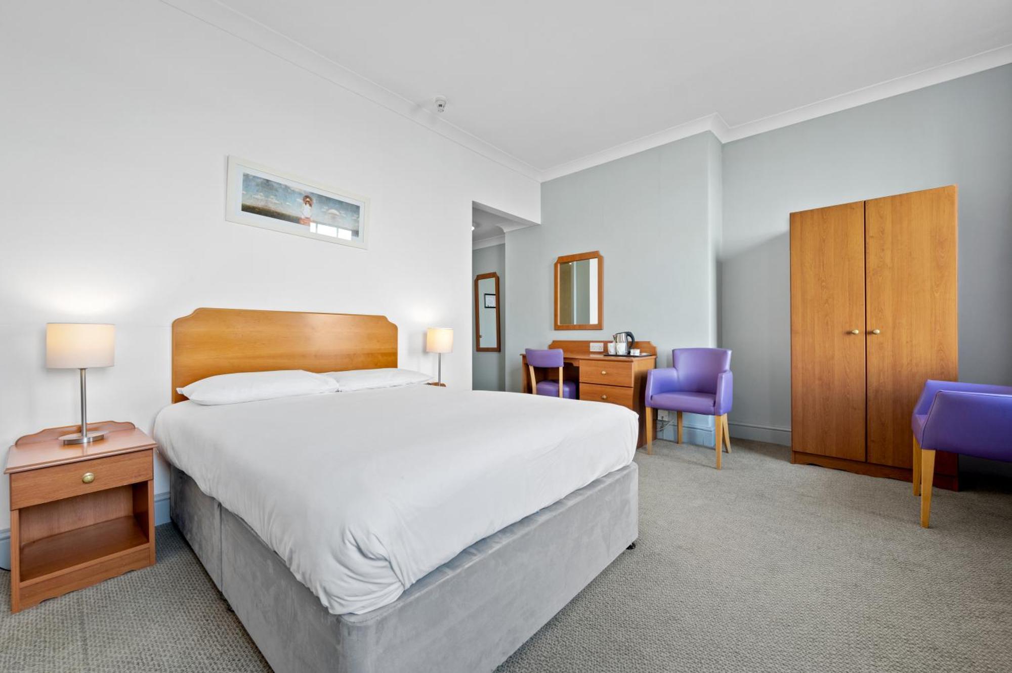 Royal Whitby Otel Oda fotoğraf