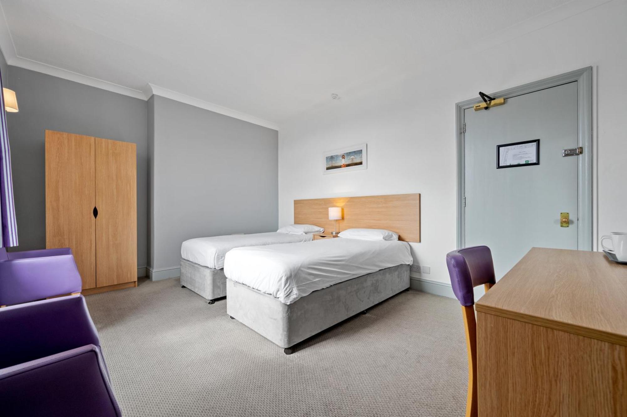 Royal Whitby Otel Dış mekan fotoğraf