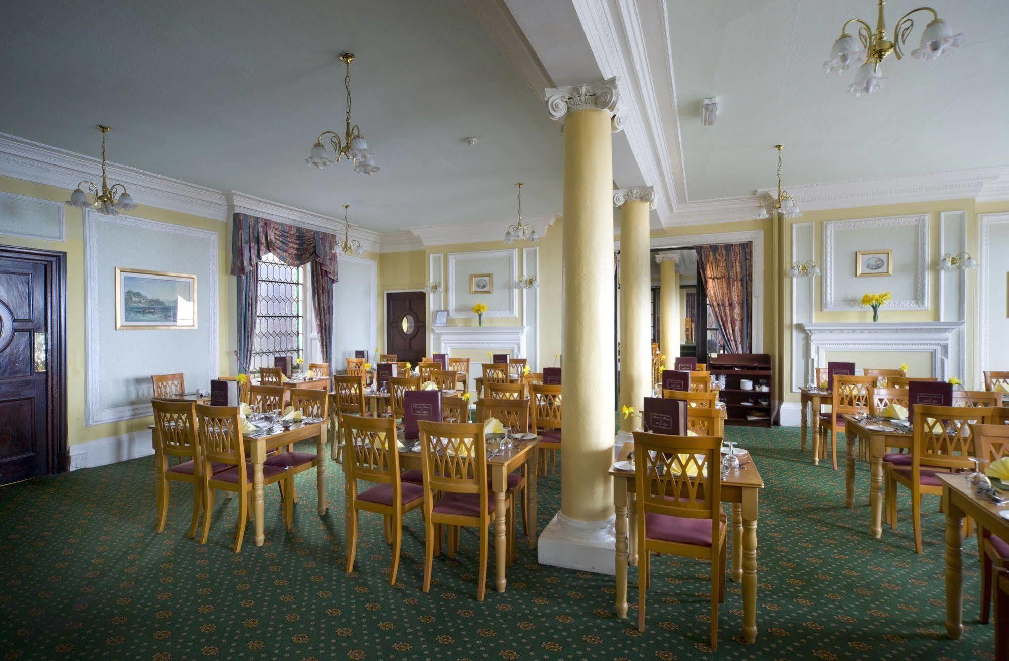 Royal Whitby Otel Dış mekan fotoğraf